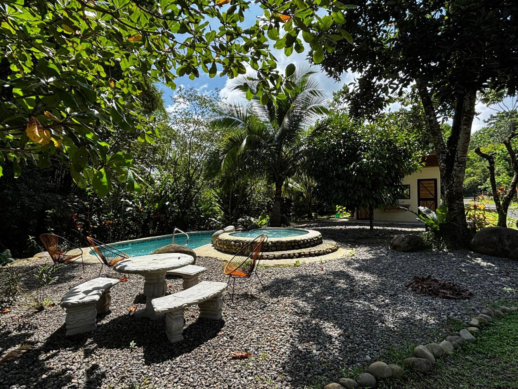 Bamboo River Lodge Horquetas Bagian luar foto